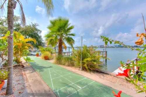 Bay Watch #5 - Weekly Beach Rental in Clearwater Beach, USA