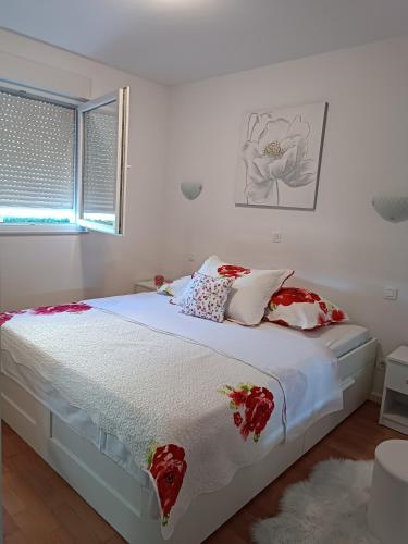 Apartments with WiFi Split - 12072, Split (photo 4)