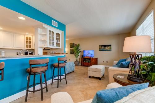 Dockside Condominiums - Water View Unit 402 in Clearwater Beach, USA