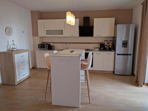 Two-Bedroom Apartment with Terrace and Sea View image 5