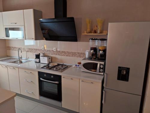 Two-Bedroom Apartment with Terrace and Sea View image 4