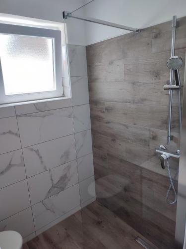 Two-Bedroom Apartment with Terrace and Sea View image 6