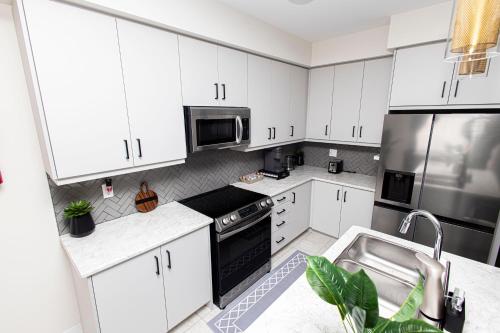 مطبخ, JNShortStay- Niagara Falls Area Hidden Gem in Welland