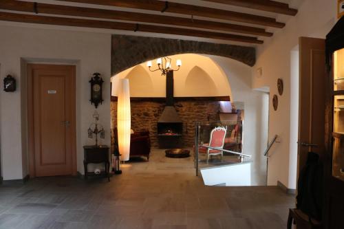 Közös társalgó / TV, Hostal Palouet de Segarra in Masoteras