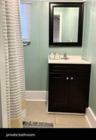 Spacious 4BR Retreat in the heart of Lafayette - Photo 5