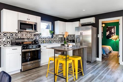 Stunning 3rd St Retreat—4-Min Walk to 6th St