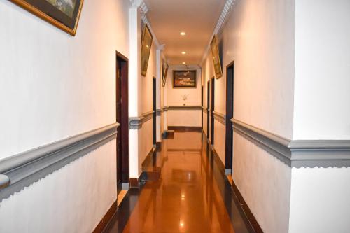 Hotel Grand Bandara Room Type - Standard Family Room