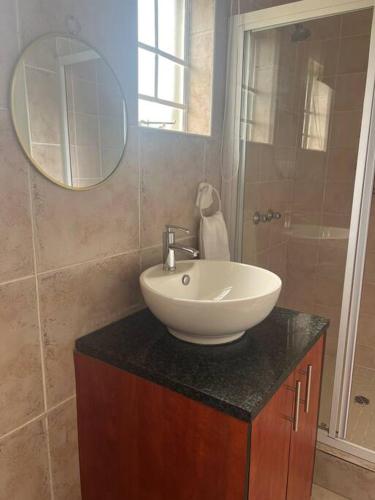 2Bed Apt in Lovely Complex Peaceful 2Bed Apt in Lovely Complex Peaceful