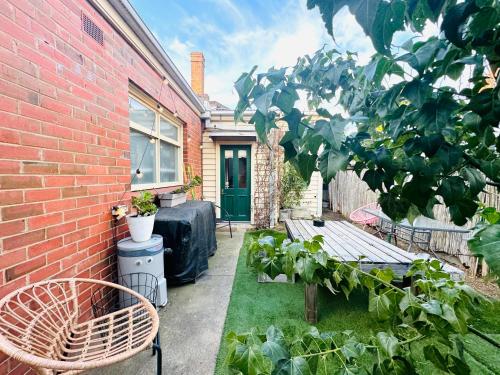 Treehouse Hideouts - Ground Level - Heygarth House Townhouse - Port of Echuca, Echuca (foto 11)