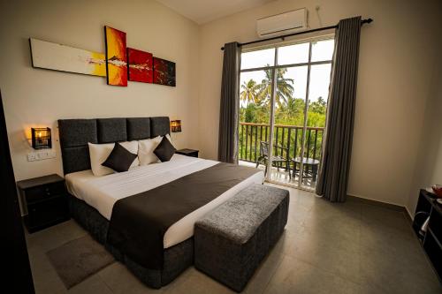 Deluxe Double Room with Balcony room in Scenic Bay Weligama