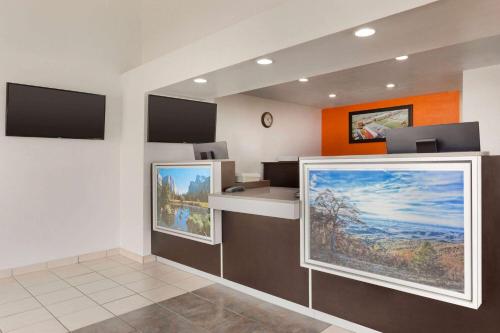 Howard Johnson by Wyndham Harrisonburg in Harrisonburg, USA