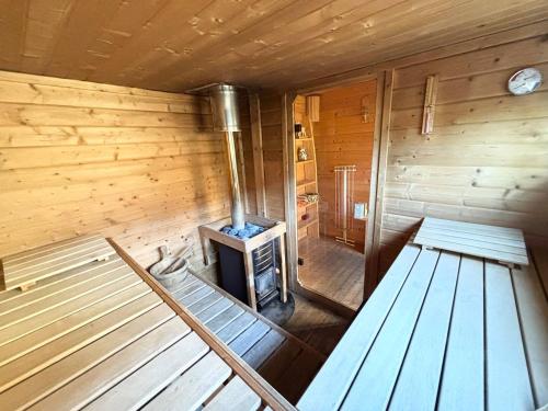 Bed and Breakfast Heerenveen Centrum met Privé Sauna en Jacuzzi (Bed and Breakfast Heerenveen Centrum met Prive Sauna en Jacuzzi) in Heerenveen