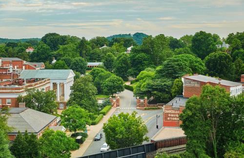 Graduate by Hilton Charlottesville