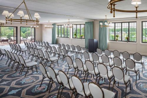 588274556 Graduate by Hilton Charlottesville