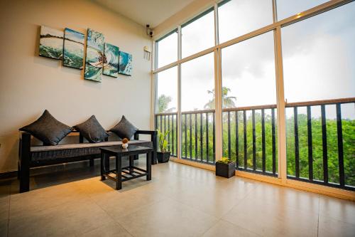 Deluxe Double Room with Sea View image 7