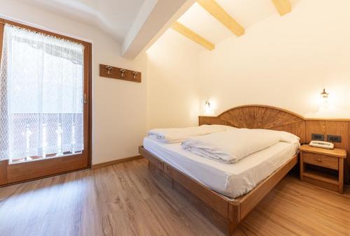 Albergo Arnica Room Type - Double or Twin Room