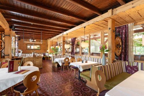 Étterem, Hotel Tiroler Stuben in Worgl