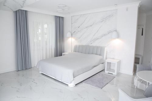 Готель ELLING in Podilskyi kerület