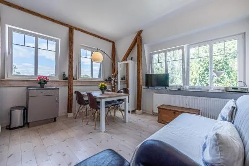 fewo1846 - Am Walfischstein - strandnahe 2-Zimmer-Wohnung im 1 OG in eleganter Jugendstilvilla in Westerholz, Deutschland