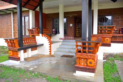 المرافق, Lakshmi illam Near Isha Yoga Adiyogi in Perumal Kovil Pathy