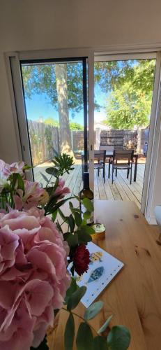 LesOyats33 - Maisonnette avec accès Piscine, Arès (foto 11)