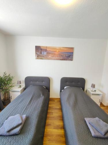 Large Central Apartment - MODERN & Fully Equipped - near fair, Kolín nad Rýnem (fotografie 5)