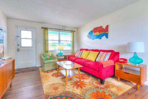 Tropic Terrace Suite #29 - Beachfront Resort in St Pete Beach, USA
