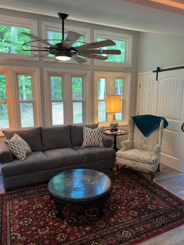 Serenity Home in Brevard, USA