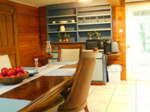 ทัศนียภาพภายนอกโรงแรม, Country living at the Barn in ชิฟแลนด์ (FL)