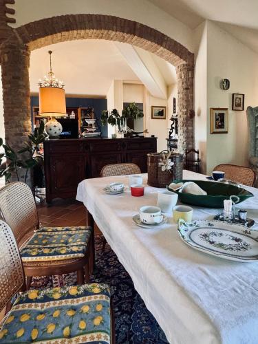 Villa Nuvola Suites in 菲奧拉諾－莫代內塞