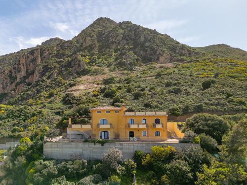 Viesnīcas āriene, B&B Pedra Rubia in Nebida