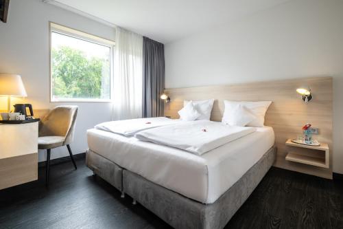 西布魯薩爾瑟威斯酒店 (Serways Hotel Bruchsal West) in 福斯特