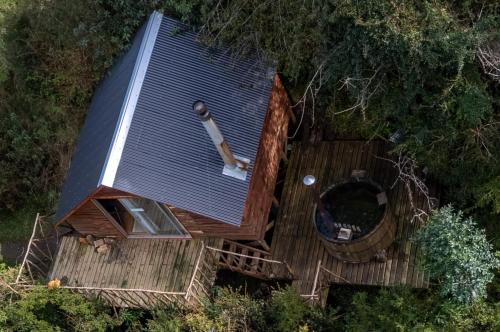 . Refugio y Tinaja Curiñanco