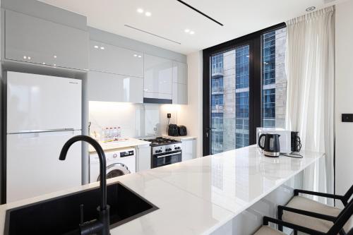 Binghatti Luxury - 5 minutes from Burj Khalifa, Dubai (Foto 2)