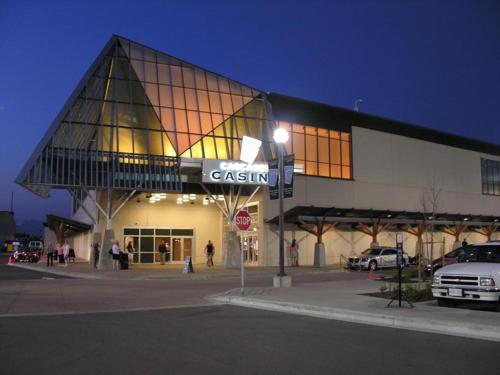 Coast Langley City Hotel & Convention Centre