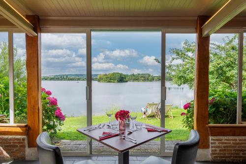 Ресторан, Eden Park Hotel Restaurant in Pont-l'Eveque