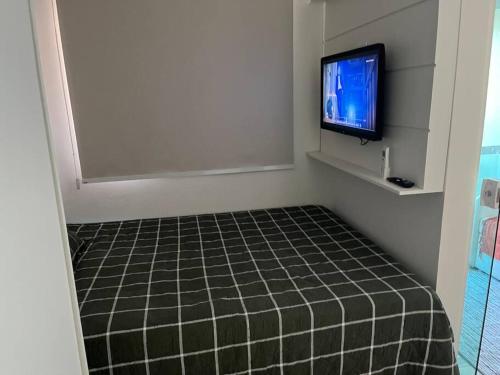 One-Bedroom Apartment image 7