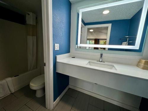 Knights Inn Greenville - image 4