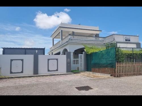 سمارت شالية:Smart Chalet, Salalah