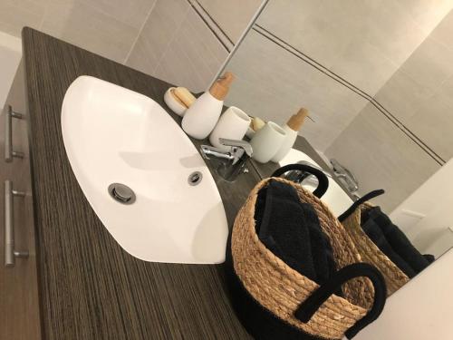 Un balcon à Monplaisir- 4 lits -garage - 47m2