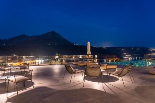 Skats, Manifest Boutique Hotel in Oitilo