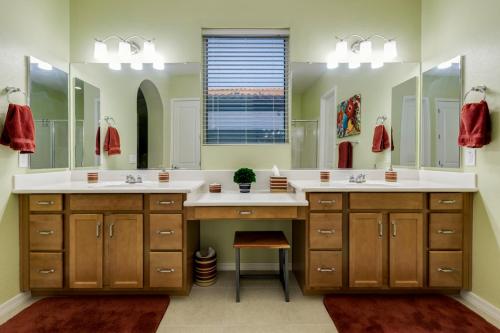 Pecan QC Queen Creek