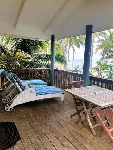 شرفة/ تراس, TeRito Lagoon Villas in Titikaveka