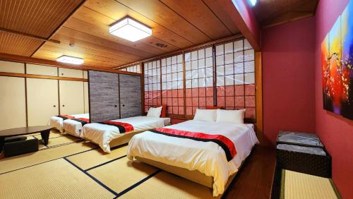 Stacy Annex – Kanazawa, CA