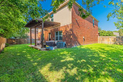 A szálláshely kívülről, Luxury 5BR Dallas Retreat with Business Amenities - Perfect for Business Travelers, Families & Group in Balch Springs (TX)