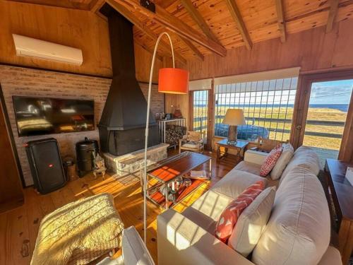 Hermosa cabaña frente al mar (Hermosa cabana frente al mar) in ซานตาโมนิกา