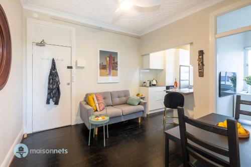 Top Floor 1 Bedroom Apt Sunroom Close To CBD - image 8