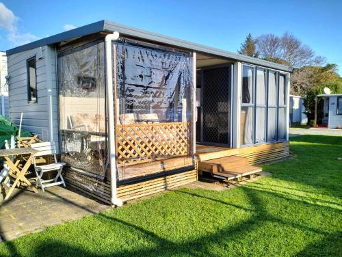 A szálláshely kívülről, Te Puru B8 - 2 bedroom chalet in Te Puru