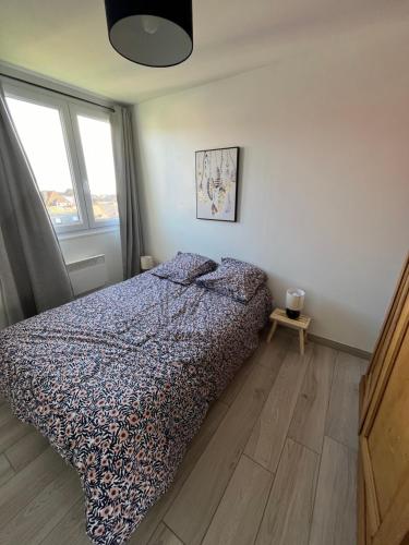 Appart calme à la mer (Appart calme a la mer) in 埃基普拉日