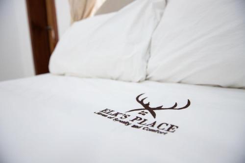 Elks place